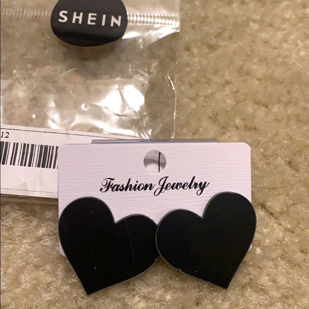 Earings